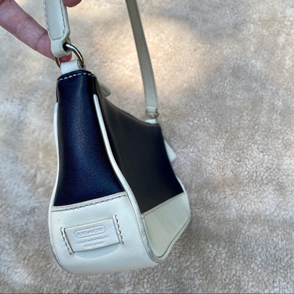 SOLD: COACH Leather Shoulder Bag - Picture 3 of 8